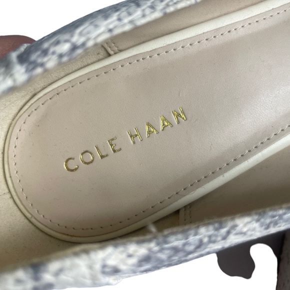 Cole Haan 10B Ladies Slip On Upper Embossed Leather Shoes - Picture 5 of 7
